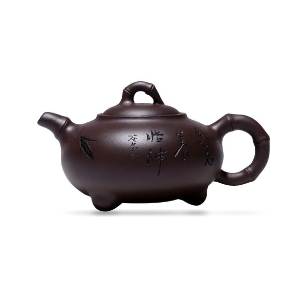 Théière de Yixing 360 ml — gravure à la main, sur fond blanc