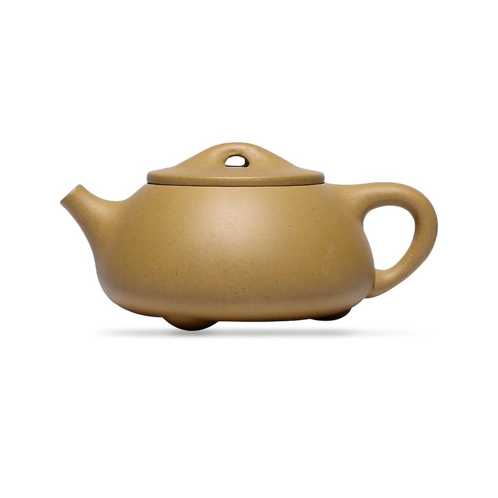 Théière de Yixing 260 ml — argile Duan Ni dorée, sur fond blanc