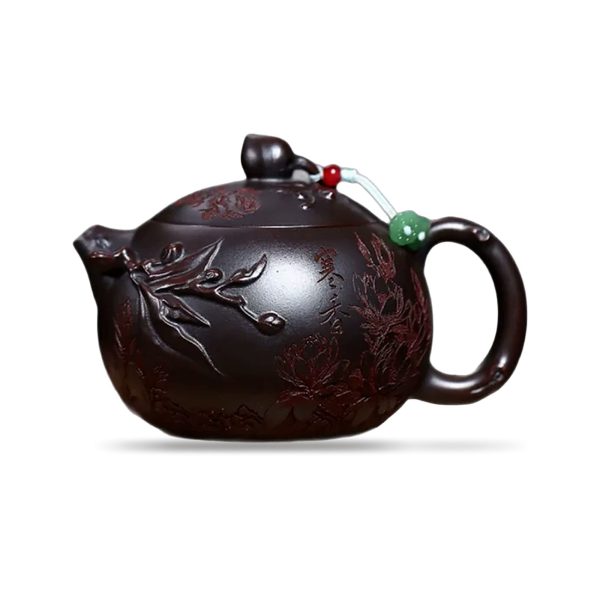 Théière de Yixing 280 ml — pêche sculptée, sur fond blanc