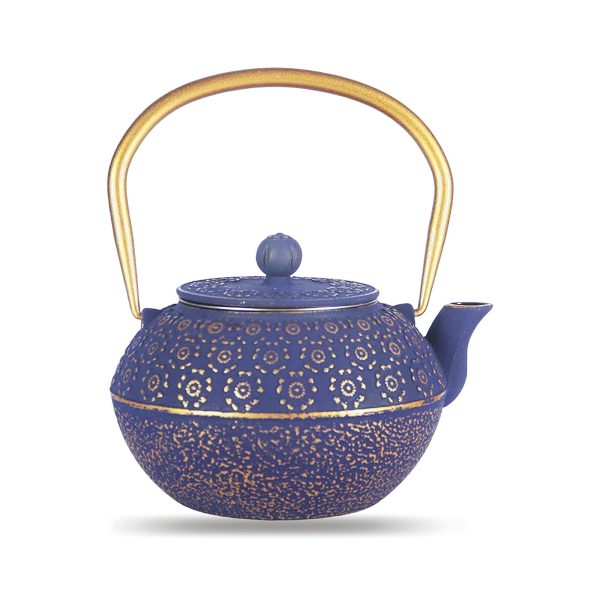 Théière en fonte émaillée 1 litre, bleu de nuit à rosettes dorées, anse d’arceau dorée