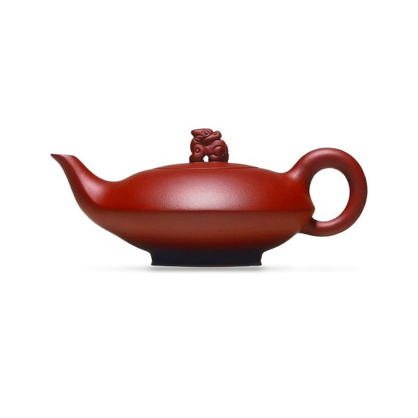 Théière de Yixing à panse plate et bouton sculpté, argile rouge vif dégradée, 200 ml